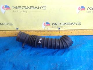 Патрубок воздушного фильтра MITSUBISHI DION CR9W 4G63 MR497444 1 ракурс