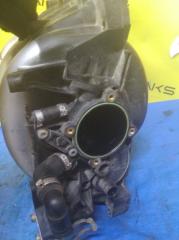 Коллектор впускной VOLKSWAGEN PASSAT 2000-2005 B5 AMX 3 ракурс