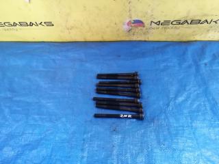 Болты головки цилиндров TOYOTA SPADE NSP141 2NR-FKE 1 ракурс