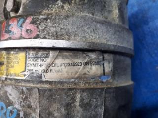 Компрессор кондиционера CHEVROLET CAMARO 1992-1997 IV L36 2 ракурс