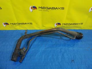 Горловина топливного бака HONDA SABER UA2 G25A 2 ракурс