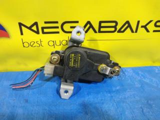 Замок двери левый задний MITSUBISHI DIAMANTE F27A MB655577 1 ракурс