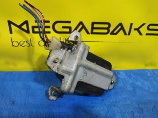 Замок двери левый задний MITSUBISHI DIAMANTE F27A MB655577 2 ракурс