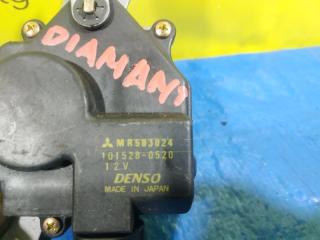 Замок двери правый задний MITSUBISHI DIAMANTE F31A MR503024 2 ракурс
