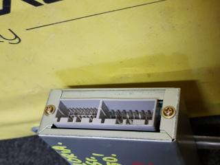 Электронный блок NISSAN GLORIA HY33 47850-4P001 3 ракурс