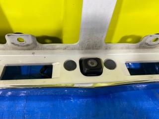 Накладка на багажник TOYOTA BREVIS JCG10 76801-51040 2 ракурс Накладка на багажник TOYOTA BREVIS JCG10 76801-51040 2 ракурс