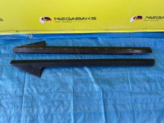 Молдинг стекла MITSUBISHI STARION A183A G63B MB106984 1 ракурс