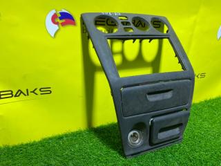 Консоль магнитофона MITSUBISHI GALANT EA7A 4G94 3 ракурс