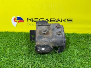 Подушка двигателя NISSAN CARAVAN VPE24 KA20DE 3 ракурс