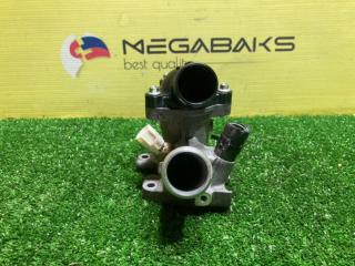 Корпус термостата MAZDA DEMIO DJ3FS P3 2 ракурс