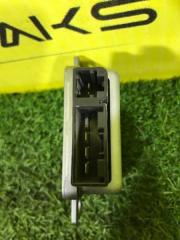 Электронный блок MAZDA AXELA BM PE02 18561 4 ракурс