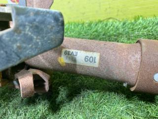 Рулевая колонка FORD ESCAPE 2006-2007 LFACTZWN EV03 32100 1 ракурс