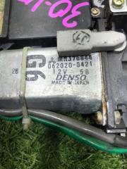 Стеклоподъемник правый передний MITSUBISHI PROUDIA S32A 3 ракурс