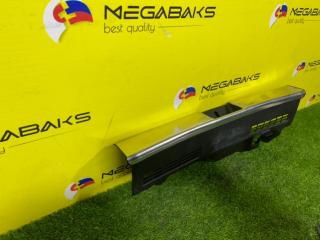 Накладка замка багажника SUBARU IMPREZA - GG2 94026FE000 3 ракурс
