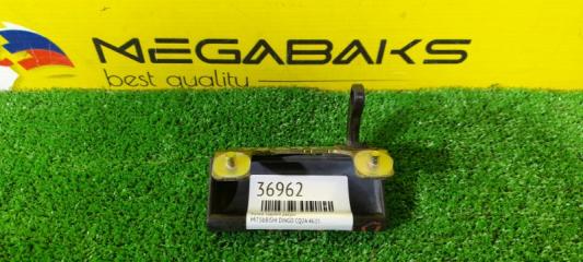 Ручка задней двери MITSUBISHI DINGO CQ2A 4G15 1 ракурс Ручка задней двери MITSUBISHI DINGO CQ2A 4G15 1 ракурс