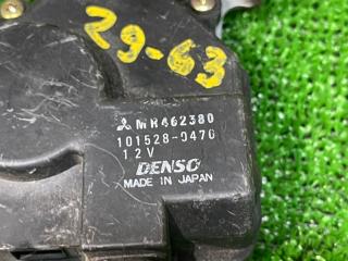 Замок двери правый передний MITSUBISHI PAJERO V73W 4 ракурс