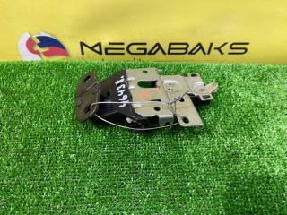 Замок багажника MITSUBISHI DIAMANTE F34A 3 ракурс