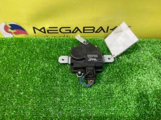 Замок 5-й двери MITSUBISHI DINGO CQ1A MR432679 1 ракурс Замок 5-й двери MITSUBISHI DINGO CQ1A MR432679 1 ракурс
