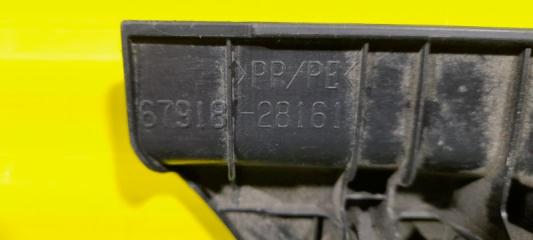 Порожек пластиковый правый TOYOTA ESQUIRE ZRR80 67918-28161 4 ракурс