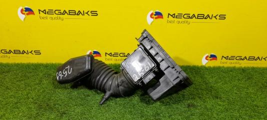 Патрубок воздушного фильтра MITSUBISHI LIBERO CD5W 4G93 2 ракурс
