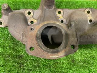 Коллектор выпускной VOLVO V70 YV1SW B5244T3 30637921 5 ракурс Коллектор выпускной VOLVO V70 YV1SW B5244T3 30637921 5 ракурс
