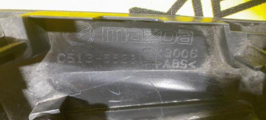 Консоль магнитофона MAZDA PREMACY CWEFW C513-55231 2 ракурс