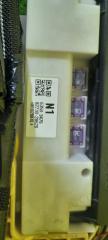 Блок предохранителей TOYOTA VOXY ZWR80 89221-28290 4 ракурс