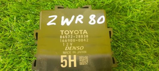 Электронный блок TOYOTA VOXY ZWR80 86572-28030 2 ракурс