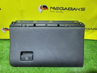 Бардачок TOYOTA CROWN AWS210 2 ракурс