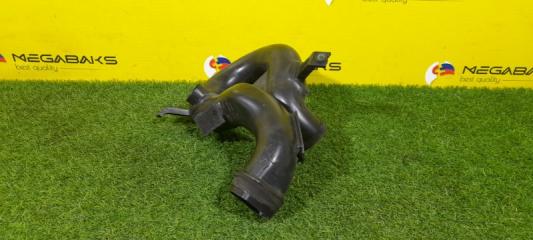 Воздухозаборник TOYOTA VOXY ZRR75 17752-37110 2 ракурс Воздухозаборник TOYOTA VOXY ZRR75 17752-37110 2 ракурс