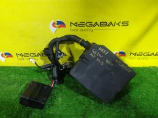 Блок предохранителей MITSUBISHI OUTLANDER GG2W 4B11 8565A335 1 ракурс