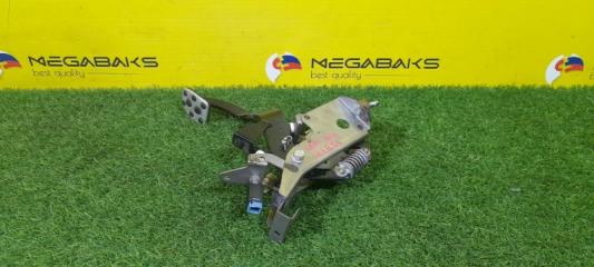 Педаль сцепления SUBARU IMPREZA GH3 EL154 36015AG090 1 ракурс