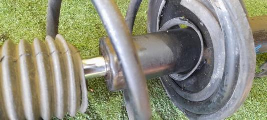 Стойка передняя TOYOTA IPSUM ACM21 2AZ-FE 4851049295 4 ракурс