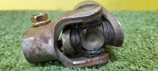 Рулевой карданчик MAZDA CAPELLA GVER FE 4WD. 3 ракурс