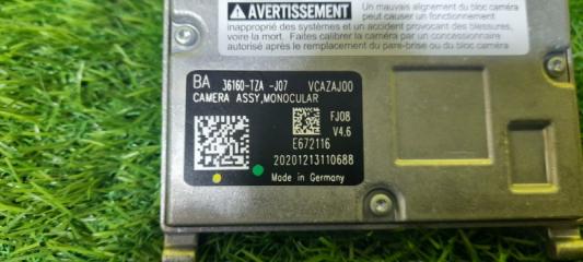 Камера переднего вида HONDA FIT GR4 36160-TZA-J07 3 ракурс
