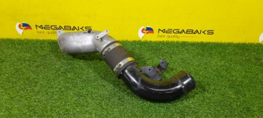 Патрубок интеркулера NISSAN GLORIA ENY34 RB25DET 2 ракурс