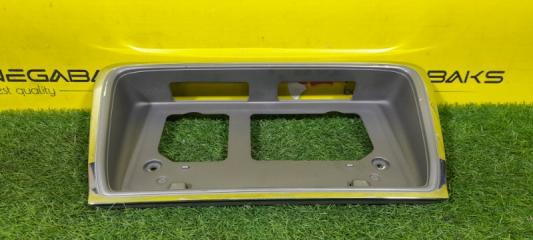 Накладка на багажник NISSAN LAUREL HC35 84810 5L300 2 ракурс