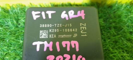 Электронный блок HONDA FIT GR4 LEB 38890-TZE-J15 2 ракурс