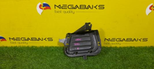 Заглушка бампера правая TOYOTA AQUA NHP10 81481-52440 2 ракурс