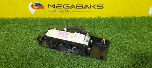 Блок упр. стеклоподьемниками правый передний TOYOTA AURIS NZE181 84040-12180 2 ракурс