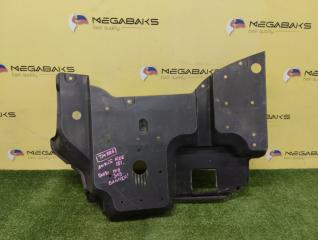 Защита бампера задняя TOYOTA AURIS NZE181 58308-12160 1 ракурс