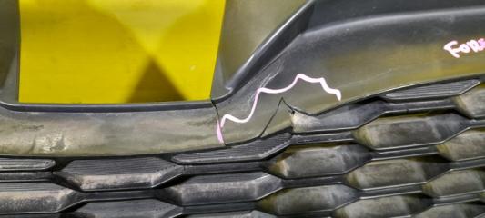 Решетка радиатора SUBARU FORESTER SJG 91122SG060 2 ракурс