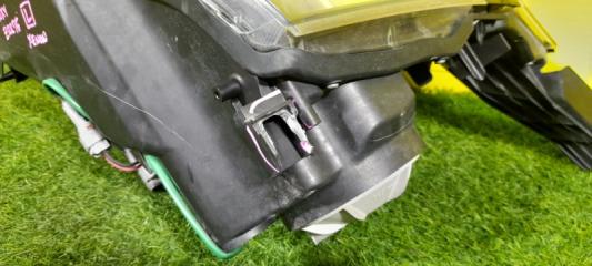 Фара левая TOYOTA VOXY ZRR70 28-224 3 ракурс