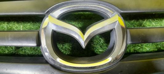 Решетка радиатора MAZDA MPV LW5W GY LC62 50 712 2 ракурс