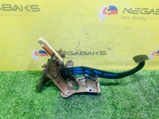 Педаль сцепления TOYOTA ESTIMA EMINA CXR20 3C-T 55107-28020 1 ракурс