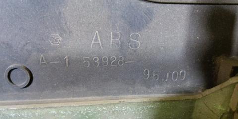 Решетка радиатора TOYOTA HIACE - LH51 53111-95J14 5 ракурс