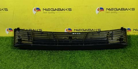 Решетка радиатора NISSAN CARAVAN CQGE25 62310 VX50A 3 ракурс