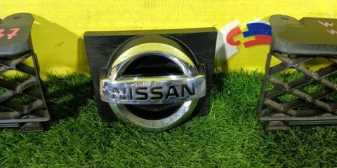 Решетка радиатора NISSAN WINGROAD WFY11 62320WE100 3 ракурс