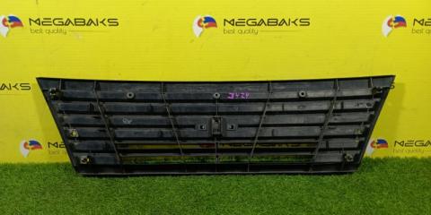 Решетка радиатора NISSAN CARAVAN VWE25 62310 VX50A 2 ракурс