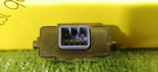 Электронный блок TOYOTA MARK II JZX93 1JZ-GE 89650-22220 2 ракурс
